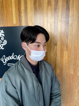 グッドマン バーバーショップ リョクチ(goodman barbar shop RYOKUCHI) メンズカット/センターパート/メンズパーマ/毛流れパーマ