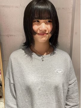 コフィー バイ メルト 吉祥寺(cofy by melt) 【中澤彩乃】顔まわりレイヤー前髪グレージュインナーカラー暗髪