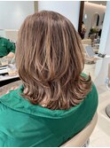 くびれミディアム白髪ぼかしハイライト20代30代40代50代