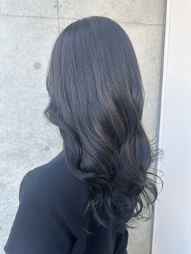 フリーラ 表参道(freera) 艶ブルーブラック