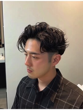 グリット オオサカ(GRIT osaka) メンズパーマでイメージチェンジ