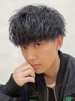 ネクストゼロ(NEXT zerO)の写真/年代の近いスタイリストが親身に接客してくれるから、相談しやすい！10代20代におすすめのサロンNEXT zerO
