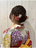 両サイド編み込みアップスタイル