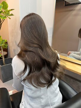 レブ 三条河原町(Reb,) レイヤー/レイヤーカット/顔周り/前髪