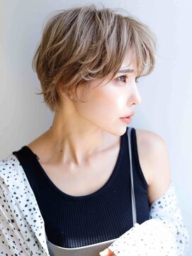 リリアーナ(LILIANA) 池袋 ショート 大人ショート くびれショート オリーブカラー