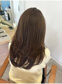 動きたっぷりセミロングレイヤー