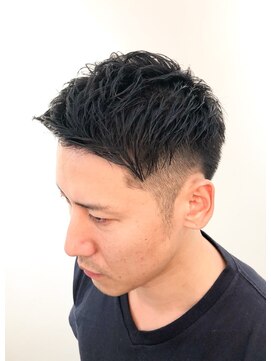 ヘアー アレス(hair ales) 【2ブロックスタイル】アップバングスタイル