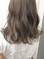 ナンバー エアロ 横浜(N° +aero) 20代30代40代50代ナチュラル小顔カットくすみカラー切りっぱなし