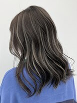 アライブ キチジョウジ(ALIVE Kichijoji)&nbsp;【ALIVE吉祥寺】ハイライトカラー白髪ぼかし／ケアブリーチ