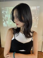 ノラジャーニー(NORA Journey) 【あきら】ミディアムレイヤーカット暗髪ハッシュカット