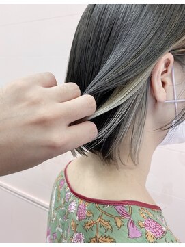 イルウィ(irwi) 【トレンド】グレージュインナーカラー　ボブ