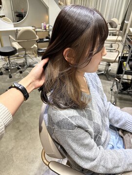 ニティー(Ngiti) インナーカラー　ベージュ