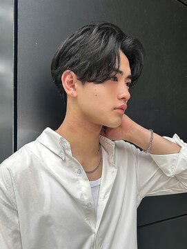 トルネード(TORNADO) センターパート アップバング韓国ヘア カルマパーマ 7s51