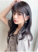 後れ毛が可愛い顔周りレイヤーハイレイヤーロング