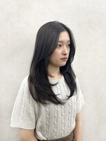 クム 横浜(qumu)&nbsp;【qumu MARIKO】　韓国レイヤーカット×透明感グレージュ