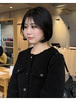 ゼストプラス(ZEST plus)&nbsp;【DAN】大人っぽくキマる、透明感たっぷり黒髪ボブ