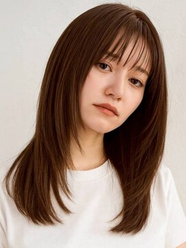ミロア 薬院(miroa) ミディアムレイヤー 顔周りカット アッシュブラウン 20代 Oway