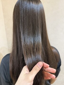 ネウィ 大分中央町店(newi) 【髪質改善】艶感あふれる素髪風ストレートロング