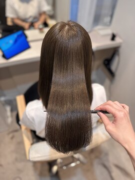 シーク 大森(Seek) 明るめグレージュカラー☆