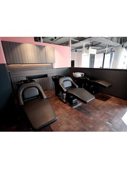 【大阪/梅田駅近◆女性スタッフのみ】心地の良い空間と心地の良いヘッドスパで髪も心もリフレッシュ☆