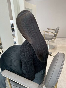 サルファ ヘアデザイン 名古屋 丸の内(S.ALPHA HAIR DESIGN) グレージュ切りっぱなしボブ前髪ありミニボブミルクティベージュ