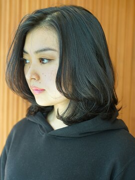 ビュートリアム 鎌倉小町(BEAUTRIUM) くびれレイヤー/ミディアムレイヤー/beautrium鎌倉小町大冨ハナ