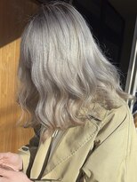 ブレイズヘアー(BLAZEhair)&nbsp;【注目度アップ】ホワイトミルクティグレージュ×ブリーチ３回