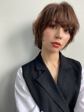 シェルター バイ トウキョウ(Shelter by TOKYO) 甘辛ショートボブ×グレージュカラー