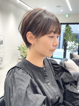 グラフ 銀座(GRAFF) 大人可愛い20代30代40代前下がりショートボブ丸みショート