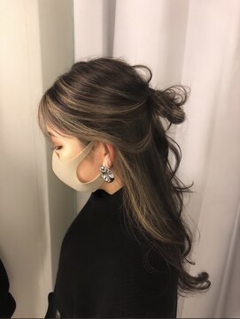 ラフ 難波店(LAFF) #ショコラアッシュ#ヘルシースタイル#ふんわりカール