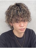 波巻きスパイラルパーマメンズマッシュパーマツイストパーマ