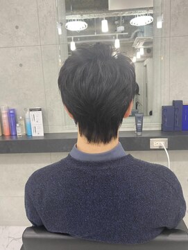 エンディアリング 東銀座(Endearing) 東銀座/アッシュ/ブラック/カルマパーマ/ベリーショート