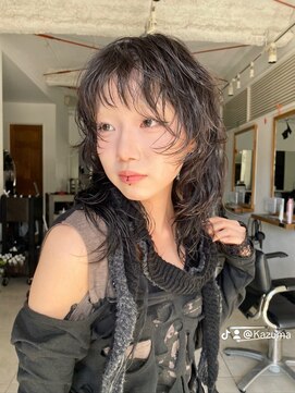 ナループロアツム(Nalu pu loa Tsum) レイヤーパーマ／クリープパーマ／マレットヘア