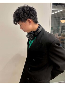 ポール(pole) シャドウパーマ