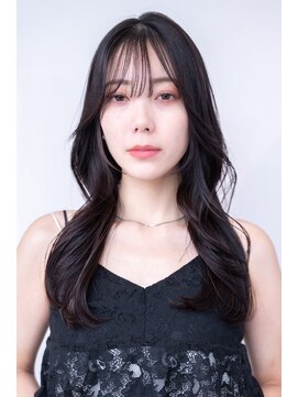 イルハバナ 渋谷(ill HAVANA) レイヤーカット　シースルーバング　20代30代40代　美髪　暗髪
