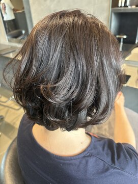 ユウシヘアー(Yushi Hair) グラデーションボブ