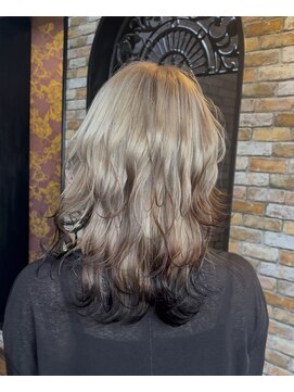 ヘアアトリエオット(hair atelier 8 otto) ブリーチカラー