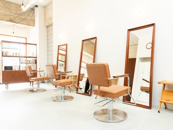 木々の写真/《弥生台駅より徒歩4分》ゆとりのあるリラックス空間で髪や頭皮のケアができるサロンがNEW OPEN