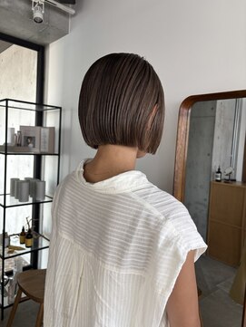 ロティバイトレンチ(loti by trench) ぷつっとボブ/大人ボブ