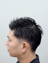 夜髪&nbsp;清潔感バッチリ。前髪はツーブロック3mm