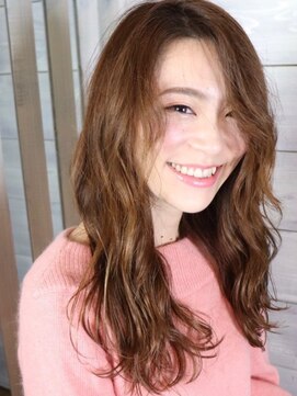 グレープバイン(GRAPEVINES) 抜け感／ロングヘア／無造作