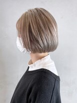 シルバーボブ_外ハネボブセクションカラー_ba380841