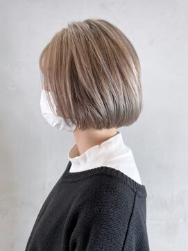 アルバム 銀座(ALBUM GINZA) シルバーボブ_外ハネボブセクションカラー_ba380841