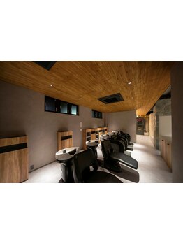 併設のエステサロンが監修する本格エステスパで極上リラックス♪頭皮環境改善にも◎理想の美髪へ導きます☆