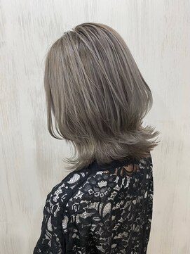 ベルヘアーデザイン 堺東(Belle hair Design) 究極グレージュ