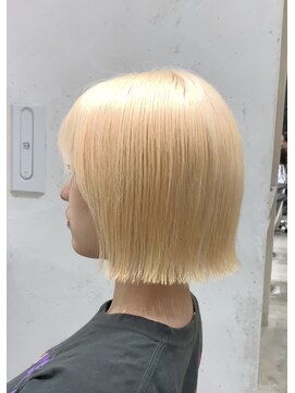 ディーン 名駅店(DEAN) ダブルカラー ブリーチ ブロンド ホワイトカラー 抜きっぱなし