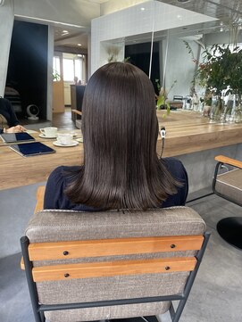 ティティ(TiTi) ブリーチなしカラーミルクティーグレージュ[TiTi_栗林れい]