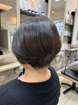 リアン(Lien) くすみカラー/コンパクトショートカット