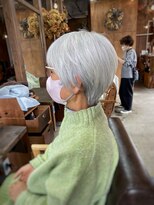 ヘアメイク コモレビ(hairmake komorebi) 【山本智文】マダムショートカット