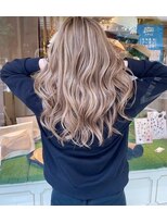 アミ(Ammi)&nbsp;◆ハイライト/レイヤー/イルミナカラー/髪質改善/縮毛矯正